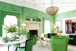 Интерьер гостиной если зеленый потолок