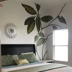 Красивый рисунок в спальне фото