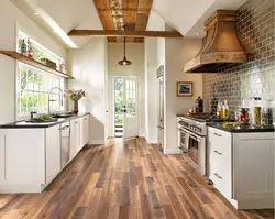 Кухня отделанная ламинатом фото