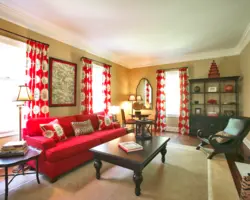 Гостиная с красными шторами фото