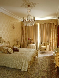 Combination of gold in the bedroom interior