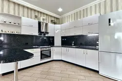 Apron for black glossy kitchen photo