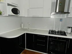 Kitchens black top white bottom photo