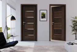 Сочетание белых дверей и пола в интерьере квартиры