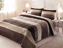 Beautiful bedspreads for the bedroom interior
