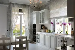 Интерьер штор на кухне с двумя окнами