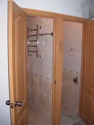 Photo of doors in a small bath