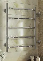 Ванна бөлмесінің тот баспайтын болаттан жасалған сүлгі рельстерінің фотосы