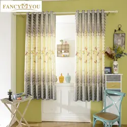 Short Curtains For The Bedroom Up To The Windowsill In A Modern Style Photo