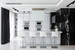Интерьер кухня гостиная черно белая