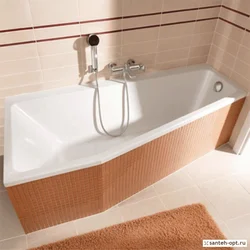Asymmetrical bathtub in the interior