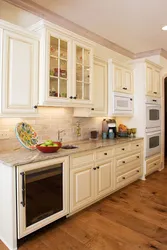 Кухня в кремовых цветах фото
