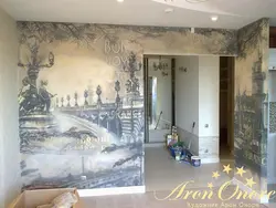 Wall paintings in apartments only photos