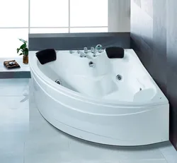 Кутняя ванна з гідрамасажам фота