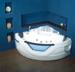 Corner bath with hydromassage photo