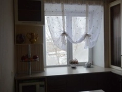 Оформление окна на кухне в хрущевке фото