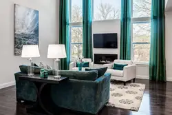 What color goes with emerald color in the living room interior