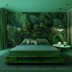 Bedroom in emerald tones photo