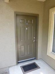 Фото входной двери в квартиру из подъезда