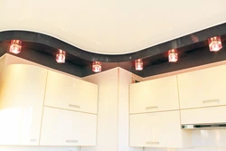 Потолки натяжные дизайн на кухне фото двухуровневые