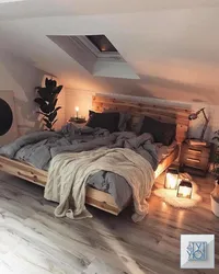 Ўтульны цёплы інтэр'ер спальні