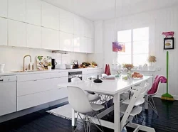 Фото кухни с белым столом