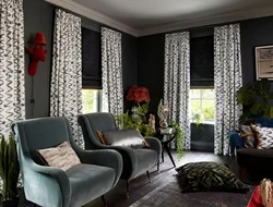 What curtains will go with light gray wallpaper in the living room photo