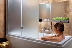 Bathroom Bathtub With Glass Photo