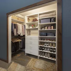 Wardrobe shelf design