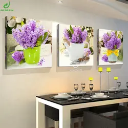 Modular paintings in the kitchen interior