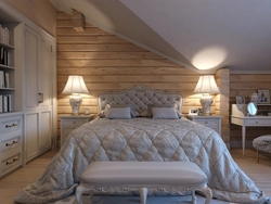 Интерьер светлой спальни в деревянном доме