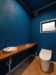 Blue bath design with wood