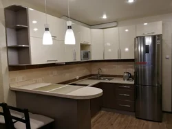 Kitchens with right corner photo
