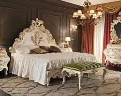 Barok üslubunda yataq otağının interyeri