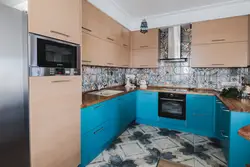 Голубо бежевая кухня фото