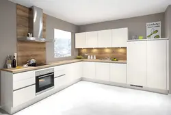 Комбинированная кухня белая с деревом фото