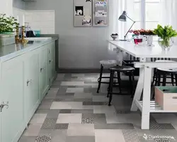 Дызайн кухні з шэрым лінолеумам