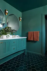 Интерьер ванной изумрудного цвета