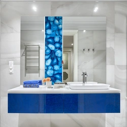 Дизайн ванной голубой мрамор