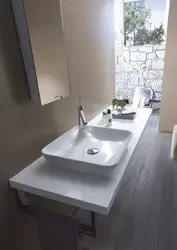 Дызайн ванны з ракавінай на стальніцы