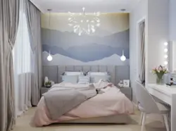 Интерьер спальни с пастельными обоями