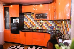 Кухня оранжево черная в интерьере фото