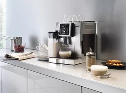 Кофемашина в интерьере кухни