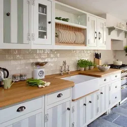 Striped kitchen design photos