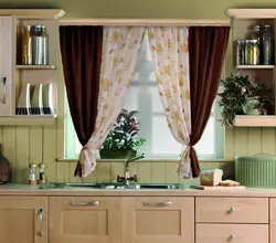 Curtain design for brown kitchen