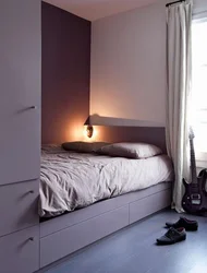 Кровать Вдоль Стены В Маленькой Спальне Дизайн Фото