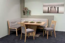 Обеденная зона для кухни стол и стулья фото