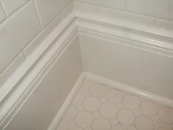 Plinth for bathroom photo design