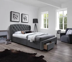 Bedroom design with single bed