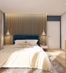 Дизайн интерьера спальни с рейками
